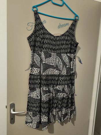 Jolie robe Armand Thierry 46