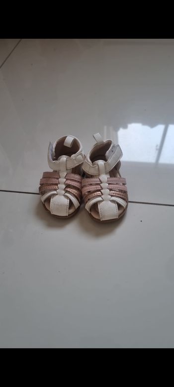 Chaussure orthopedic taille 18