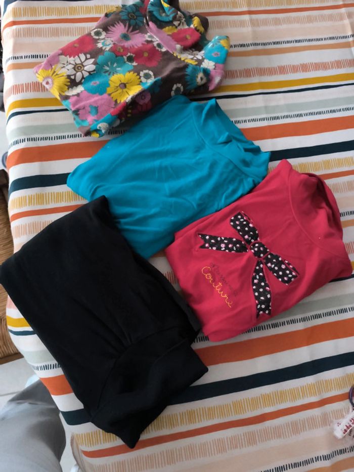Lot de 4 tee shirts col roulé manches longues 8 ans