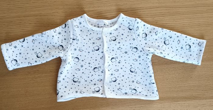 LOT : 1 pantalon + 3 gilets + 1 pull = 5 vêtements 6 mois 63-69 cm fille - photo numéro 4