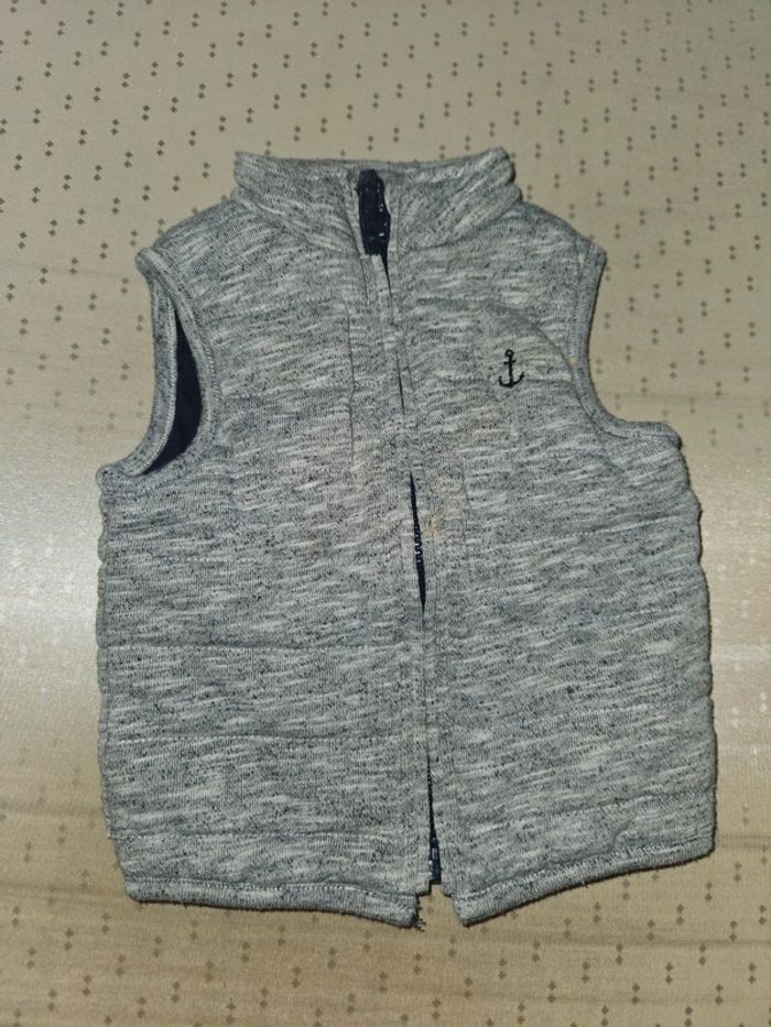 Veste sans manches grise