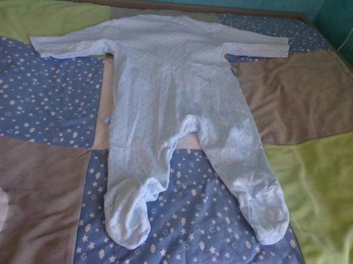 Pyjama Disney Mickey 6 mois - photo numéro 3