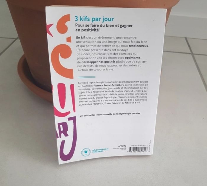 Livre 3 kifs par jour - photo numéro 2