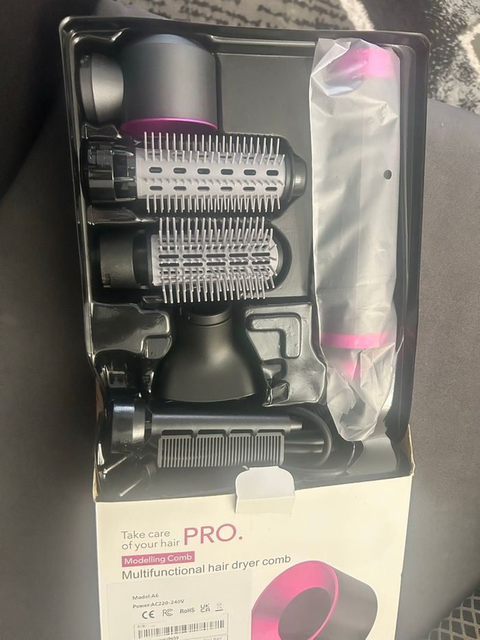 Sèche cheveux 5 en 1 - photo numéro 1