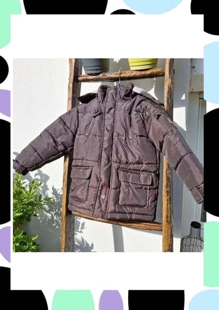 Doudoune garçon 6 ans chaude capuche doublée – parfait état - photo numéro 2