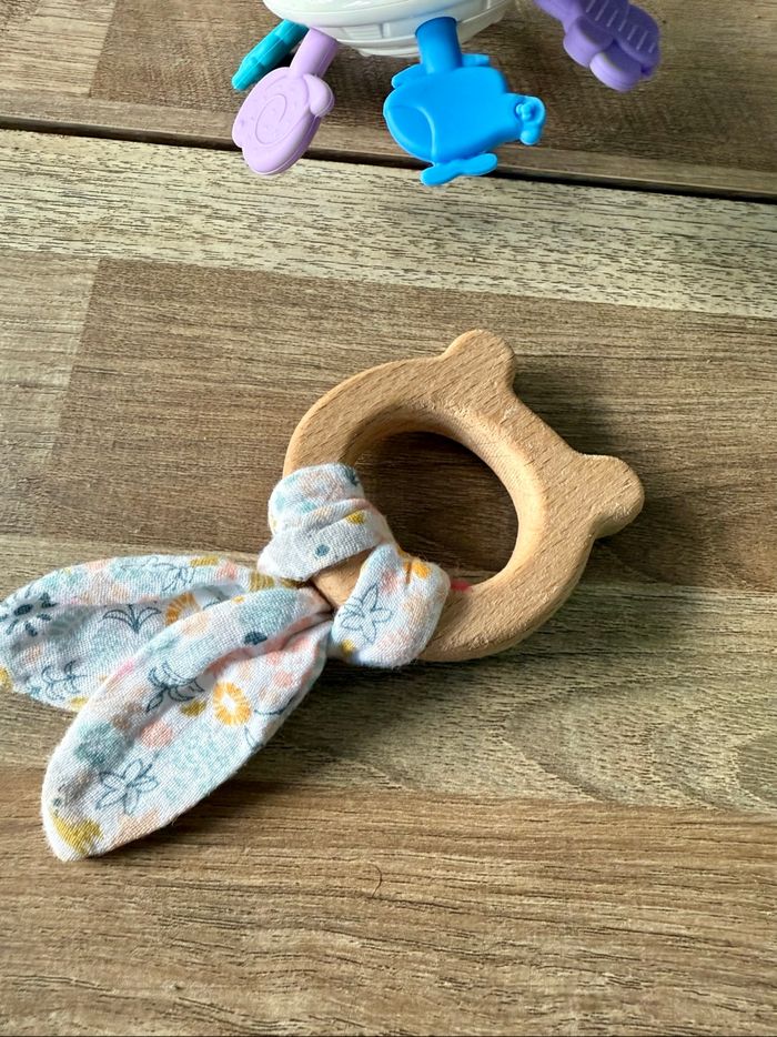 Lot jouets bébé - photo numéro 3