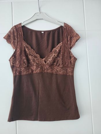 Haut dentelle marron