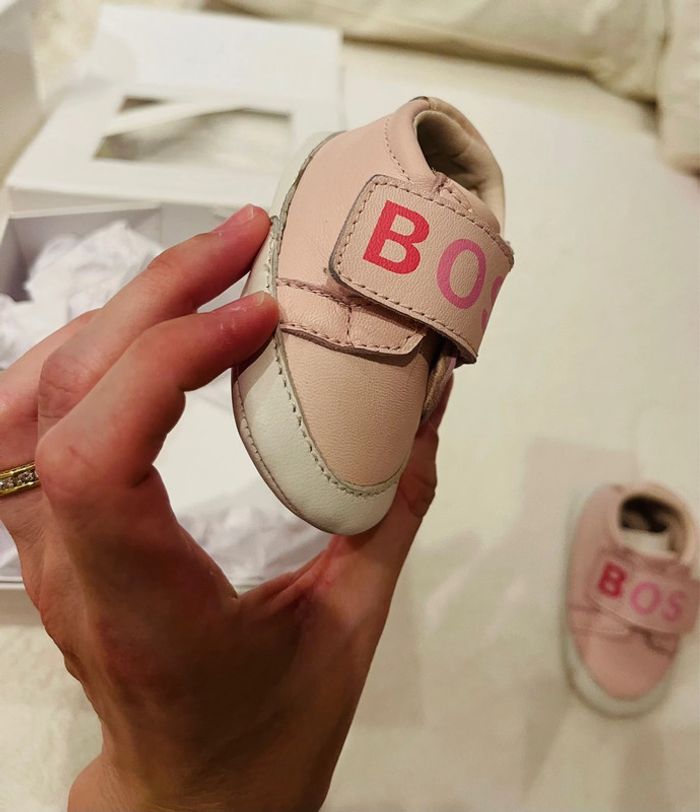 Petites chaussures / Baskets Boss Rose taille 16 - photo numéro 8