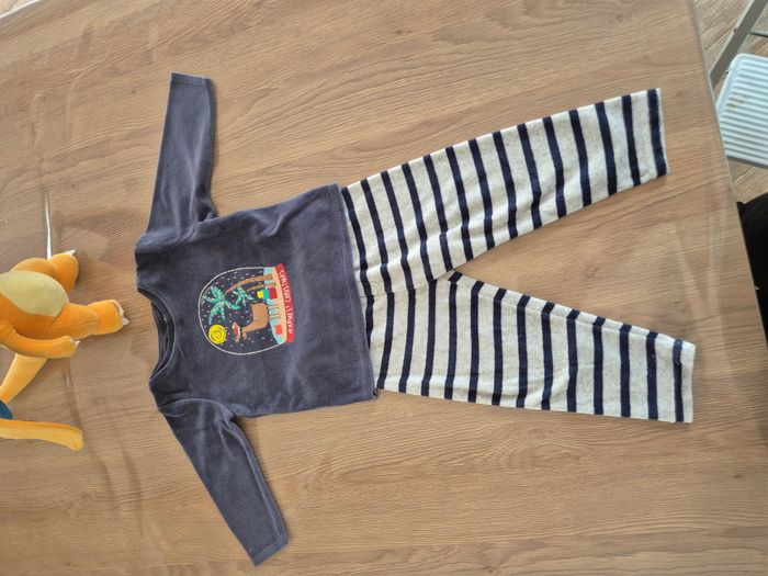 Pyjama 2 ans reconstitué - Haut Tape à l'Œil 24 mois & Bas Orchestra 2 ans - photo numéro 9