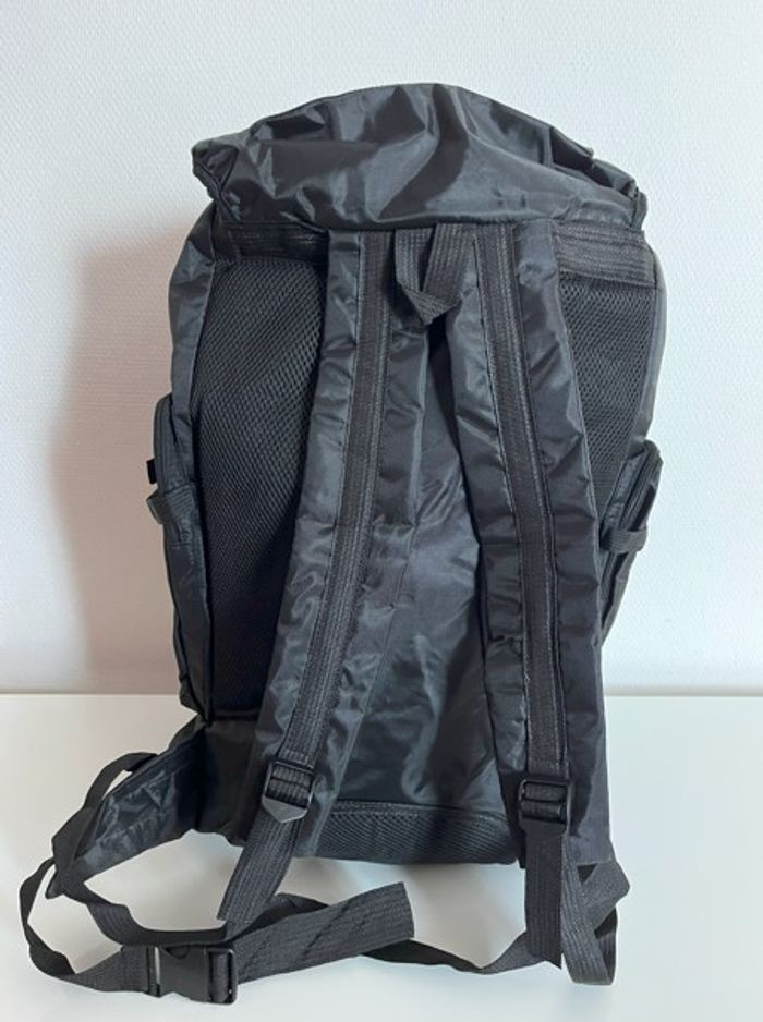 Sac de randonnée noir 45 litres - photo numéro 4
