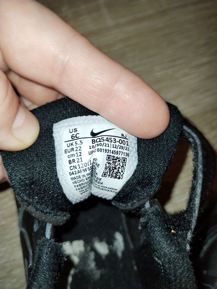 Baskets NIKE - photo numéro 5