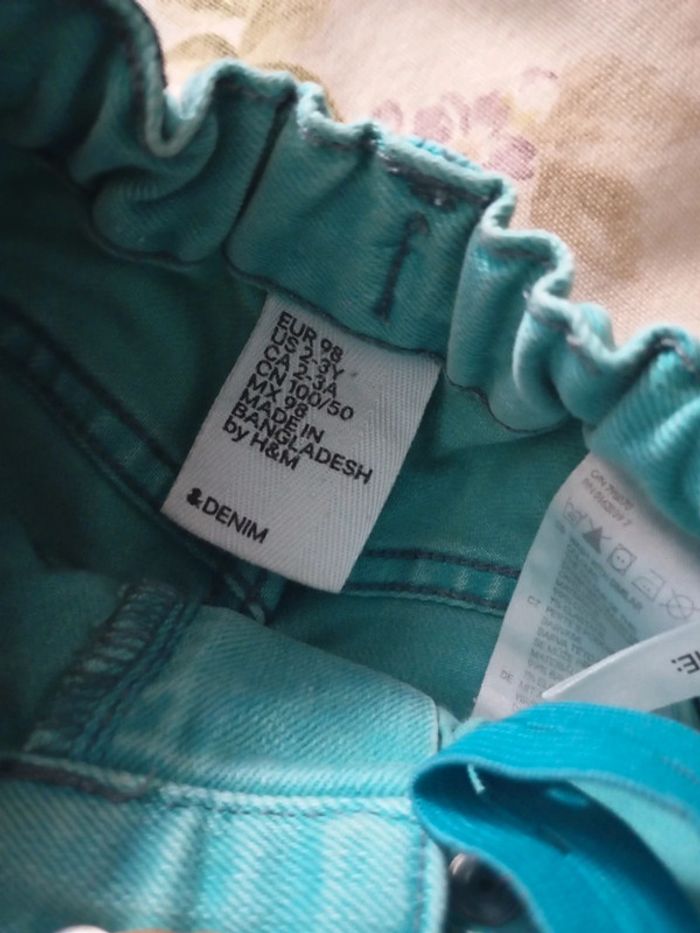 Short en jean hm 2;3 - photo numéro 3