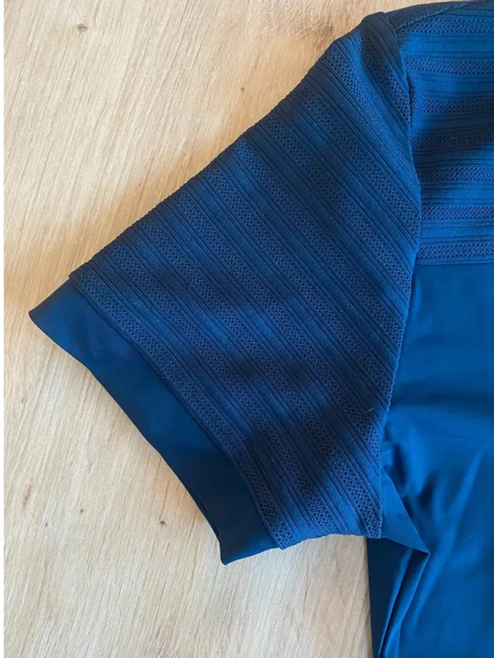 Polo Harcour  – Taille  XS –  Bleu  Marine  – Très Bon État - photo numéro 5