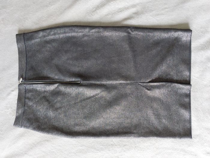 Jupe crayon Zara Trafaluc gris brillant taille M - photo numéro 6