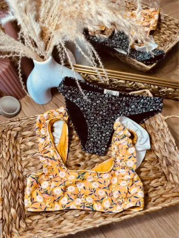 Taille 10 ans maillot de bain 2 pièces fille TAO moutarde noir Neuf 🌸