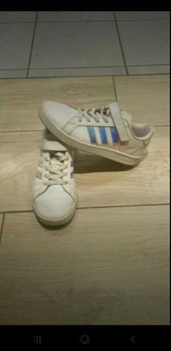 Baskets scratchs fille Adidas 35