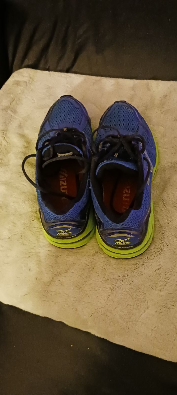 Baskets homme  Mizuno Wave Enigma 3 - Taille 42 - Running / Jogging