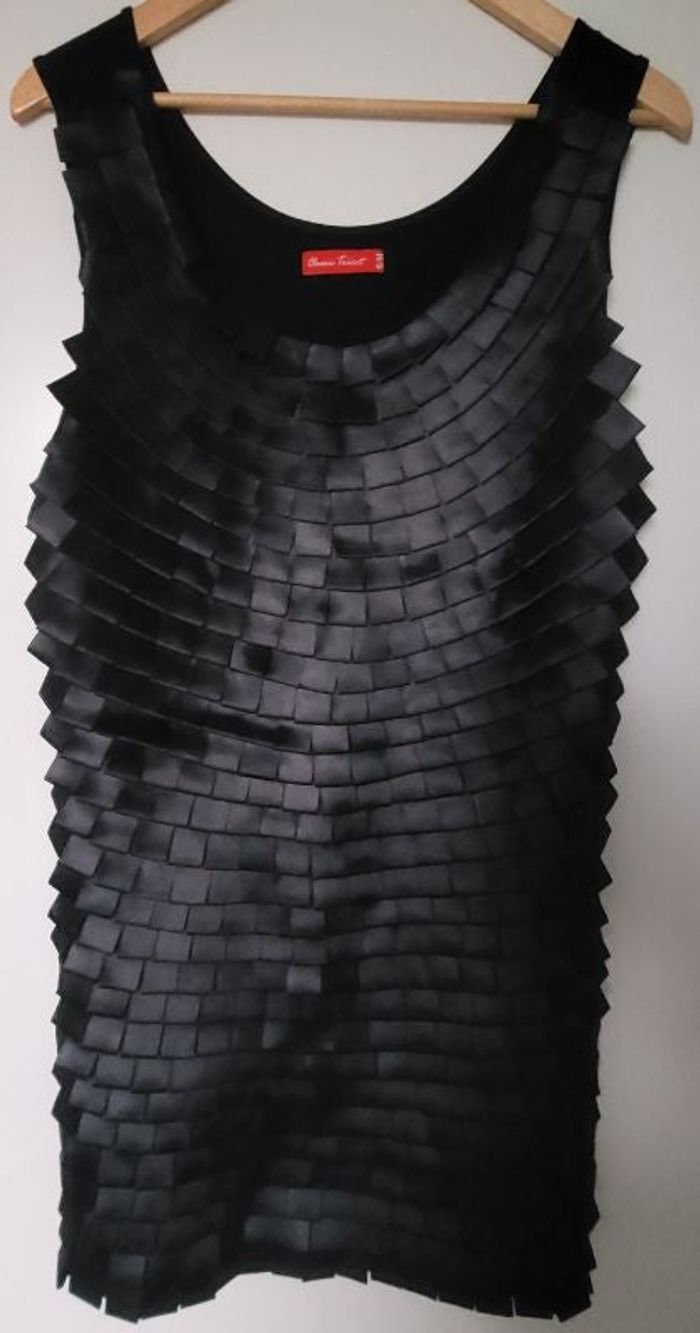 Jolie robe satinée