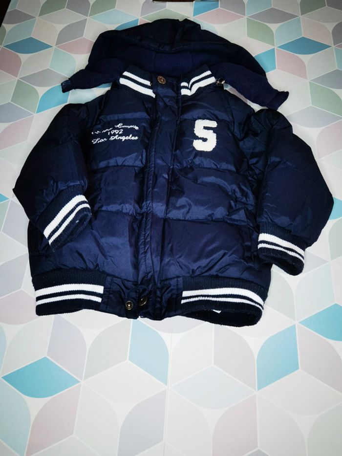 D3822 - blouson épais garçon 18 mois