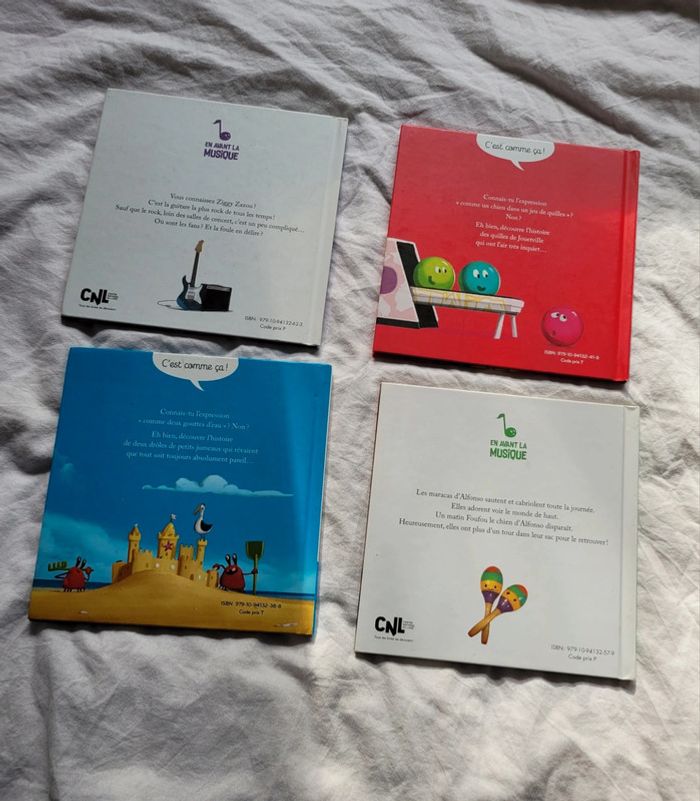 📚 Lot 4 livres Hachette 📚 - photo numéro 2