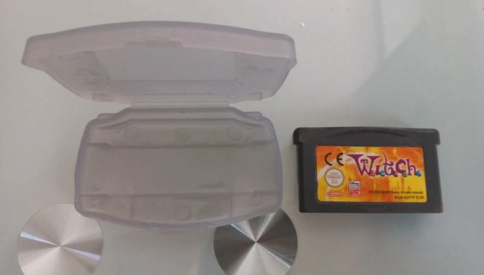 Witch jeu gameboy advance avec sa boite plastique