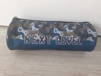 Trousse scolaire manettes PlayStation