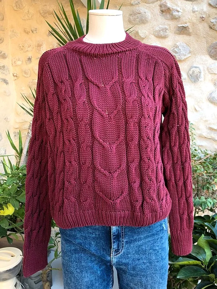 STR - Pull court tressé bordeaux rouge cerise à torsades