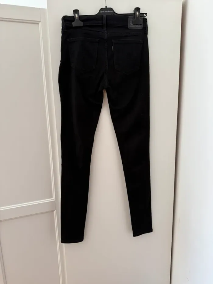 Jean slim Levi’s neuf  super Skinny modele 710 🌸 27 x 32 - 36 38 - photo numéro 5