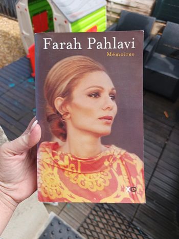 Mémoires de Farah Pahlavi