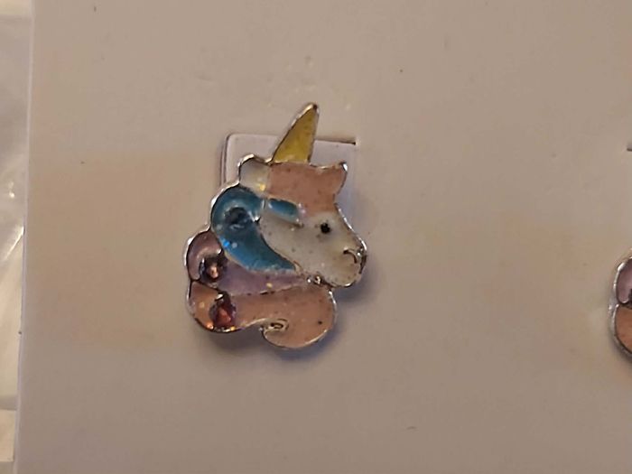 Boucles d'oreilles Licorne - photo numéro 2