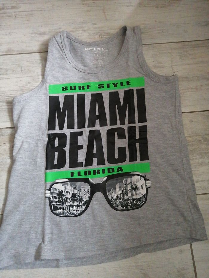 Lot 2 debardeurs t 6 ans - photo numéro 2