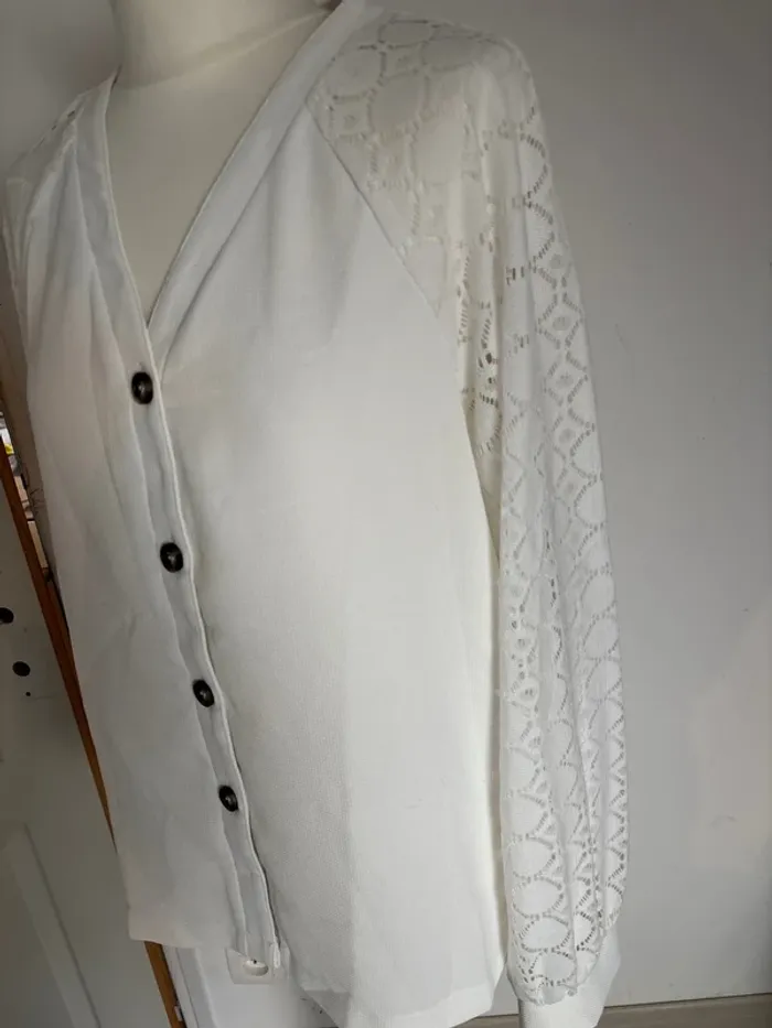Blouse - photo numéro 2