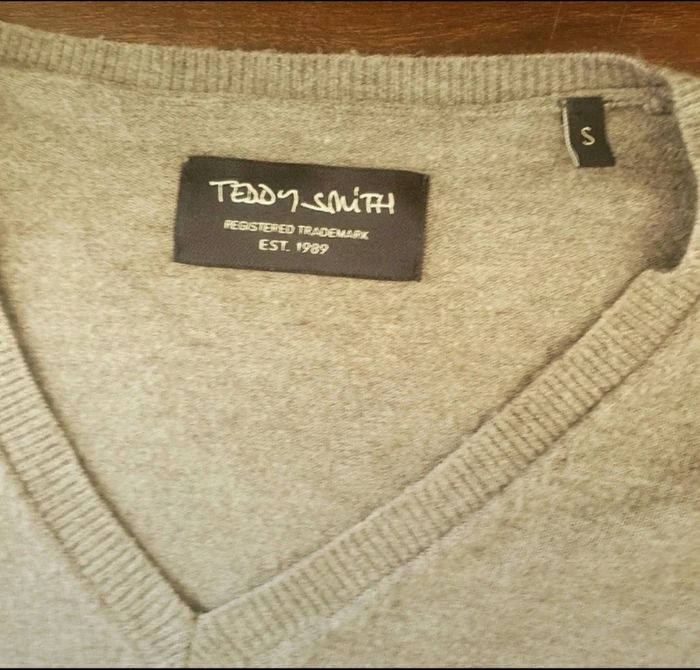 Pull Teddy Smith taille S - photo numéro 3