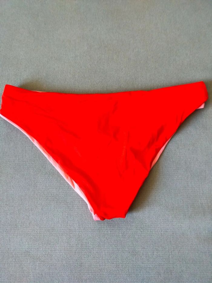 Bas de bikini rouge – Taille 40 – Neuf avec étiquette - photo numéro 2