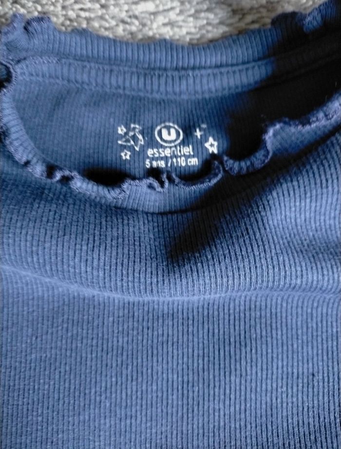 T-shirt côtelé 5 ans - photo numéro 2