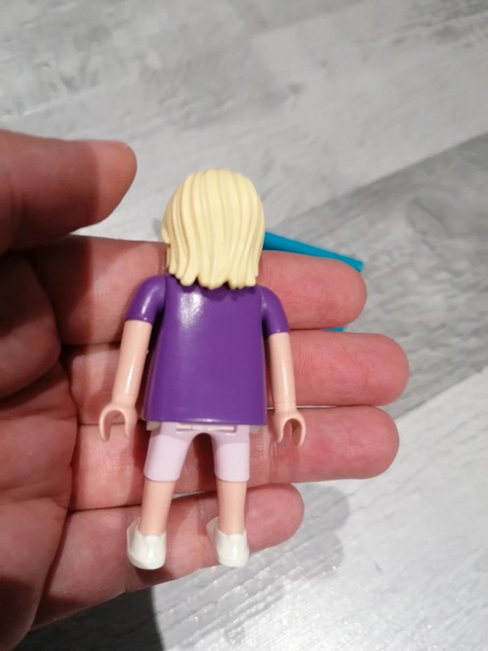Playmobil femme enceinte avec banc 🤰🏻 - photo numéro 3