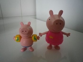 FIGURINES COCHONS LOT DE 7