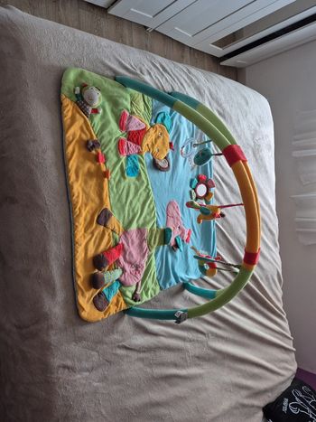 Tapis d’éveil bébé