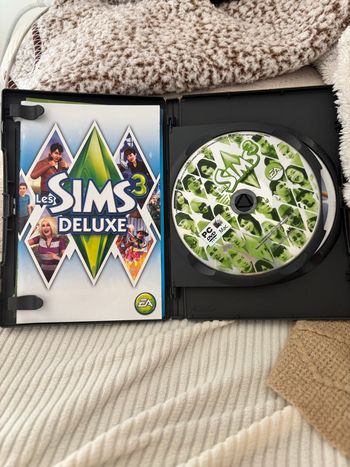 Sims 3 deluxe 