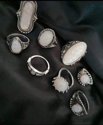 A40 lot de 8 bagues bohème rétro diverses taille neuve