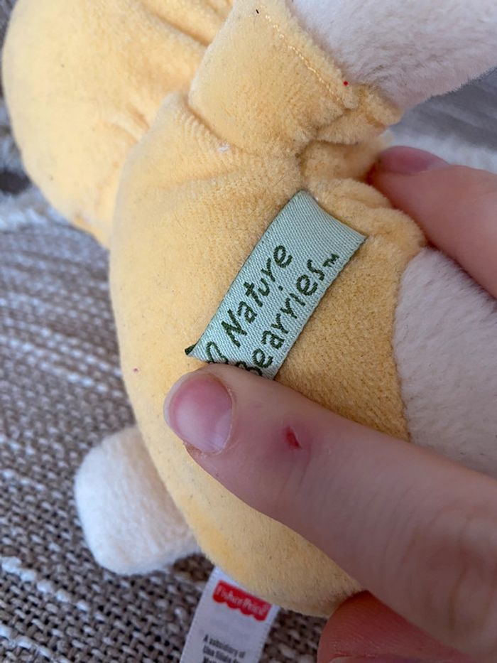 Peluche doudou 20cm fisher price ours jaune et beige à capuche carreau très bon état - photo numéro 5