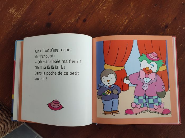 Livre 5 histoires de T'choupi - photo numéro 3