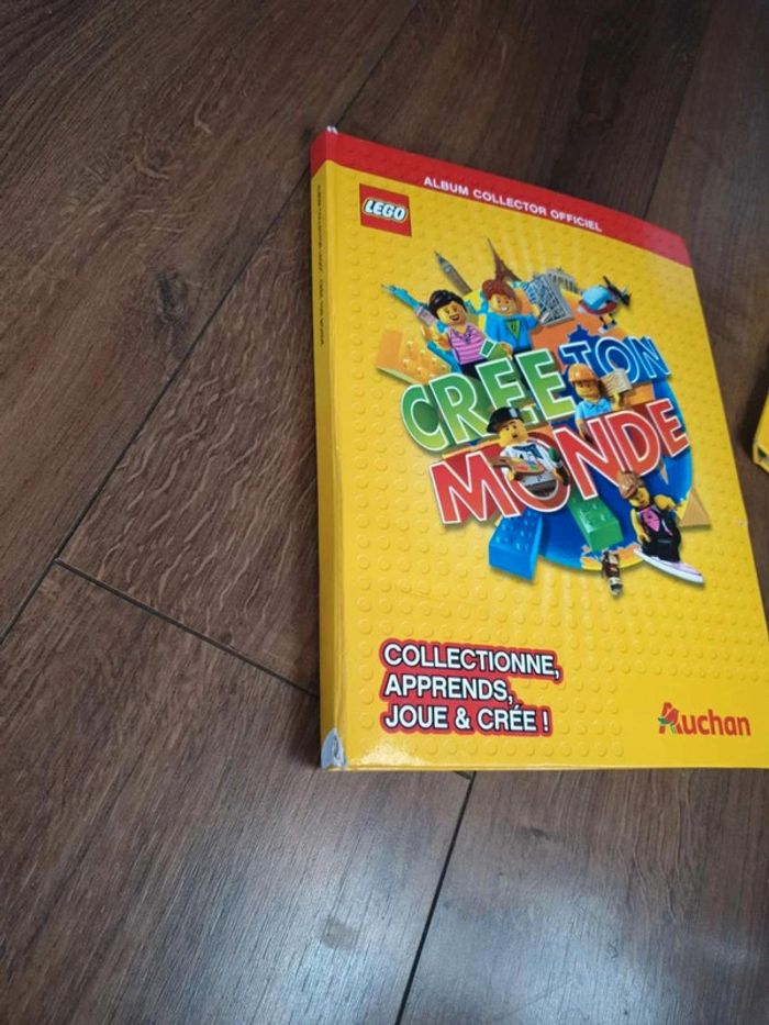 Album collector officiel Lego - photo numéro 2
