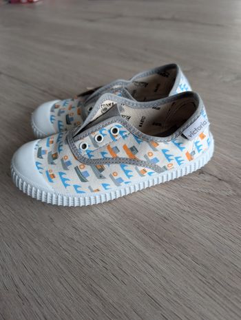 Chaussures à élastique Victoria 29 