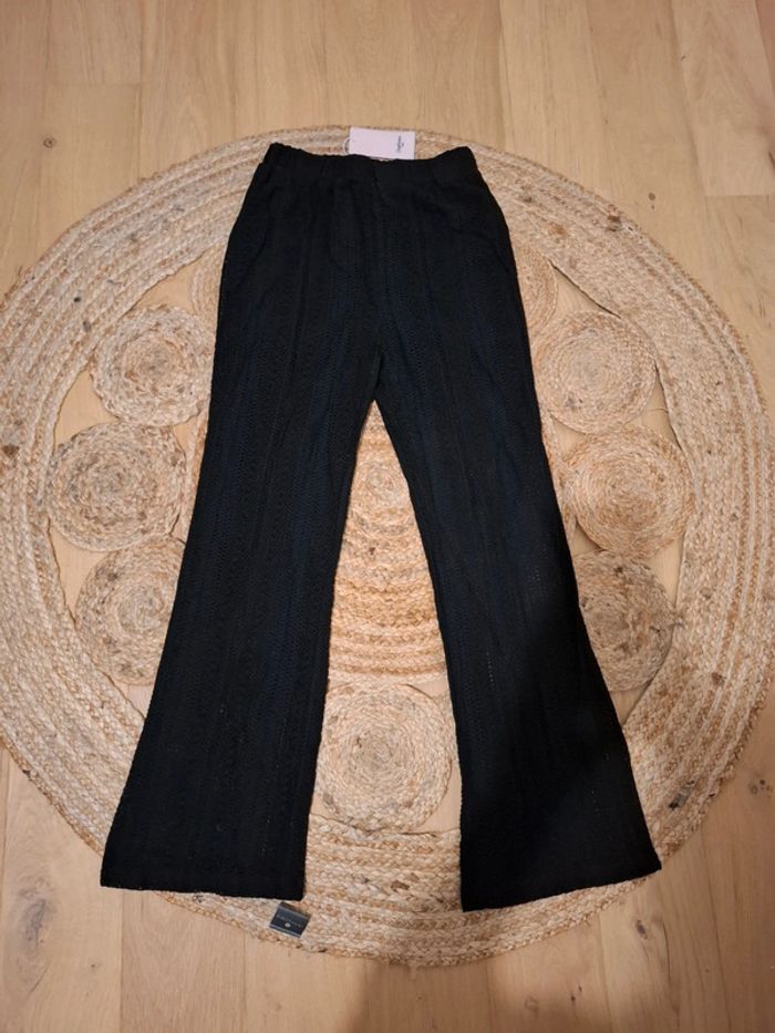 Pantalon noir en dentelle neuf Daphnea taille S 36