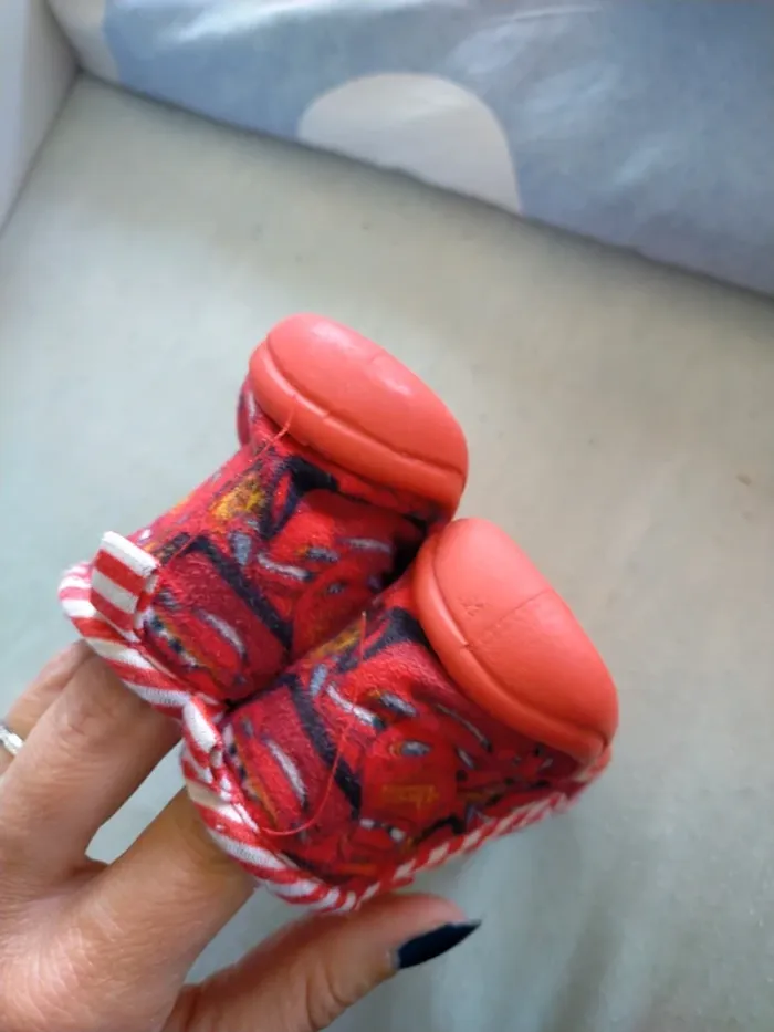 Chaussons cars Flash McQueen - photo numéro 3