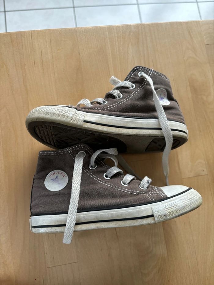 Converse montante grise - photo numéro 5