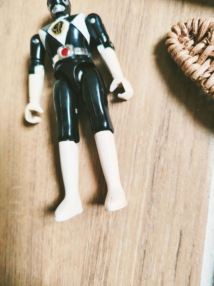 🙅 Power rangers mighty morphin figurine ranger noir année 1993 marque bandai vintage - photo numéro 2