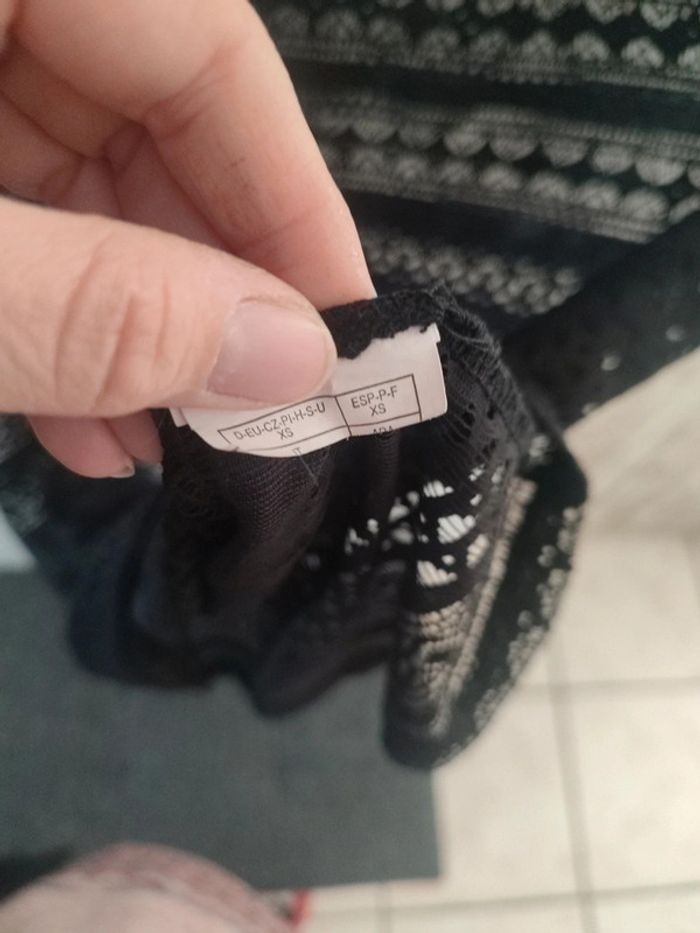 Haut transparent dentelle noir - photo numéro 4