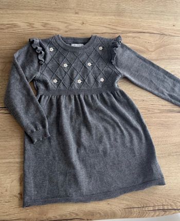 Robe pull primark 5/6ans